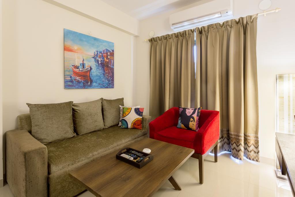 Treebo Trend Zeebo Suites Arpora Buitenkant foto