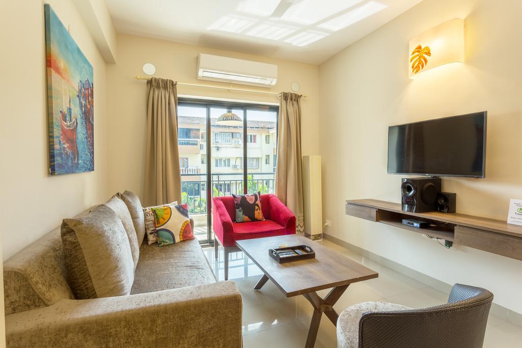 Treebo Trend Zeebo Suites Arpora Buitenkant foto
