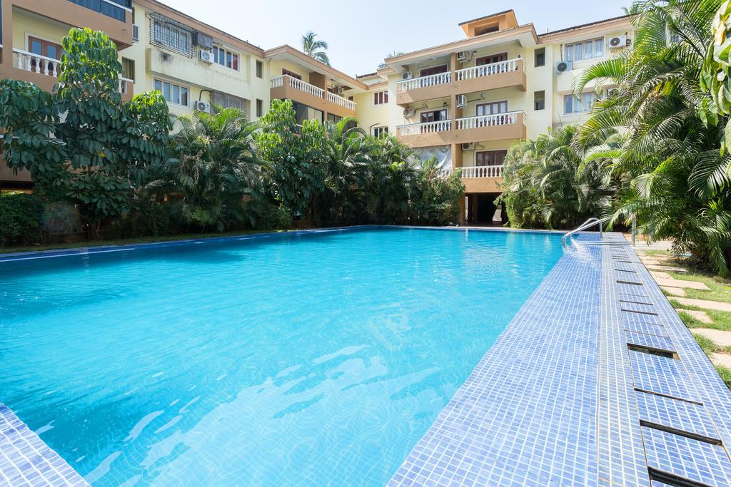 Treebo Trend Zeebo Suites Arpora Buitenkant foto